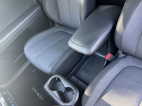 Used 2024 Hyundai Ioniq 5 SEL image 23