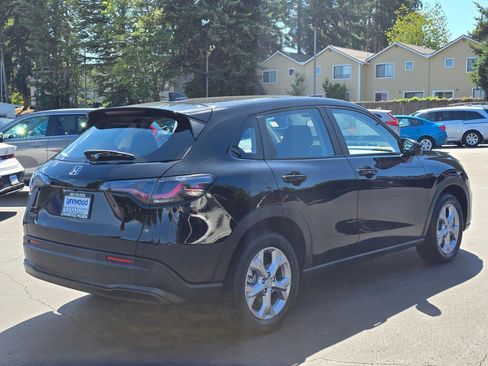 Certified 2023 Honda HR-V LX image 11