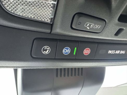 Used 2023 GMC Sierra 1500 Denali Ultimate image 40