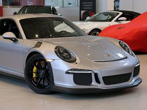 Used 2016 Porsche 911 GT3 RS image 7