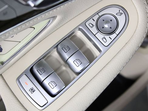 Used 2016 Mercedes-Benz C 300 Sedan image 22