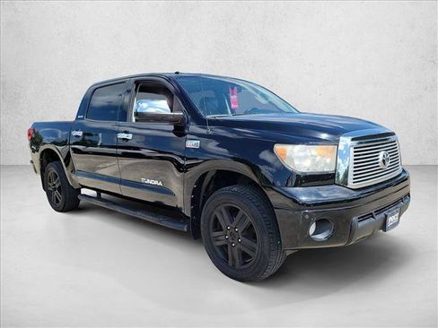 Used 2013 Toyota Tundra Limited w/ Memory Pkg AWD/4WD image 3