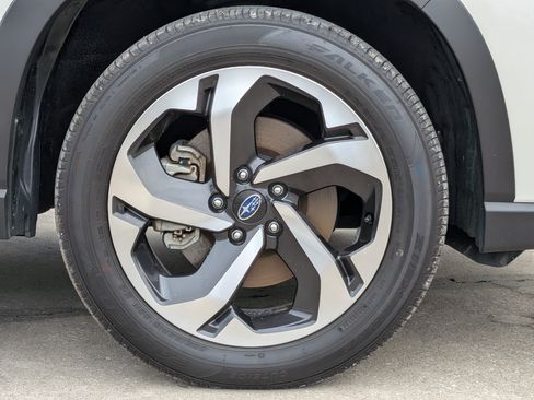 Certified 2022 Subaru Forester Touring AWD/4WD image 10