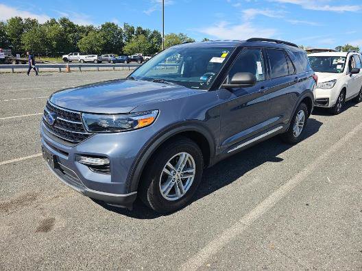 Used 2021 Ford Explorer XLT w/ Equipment Group 202A AWD/4WD image 2