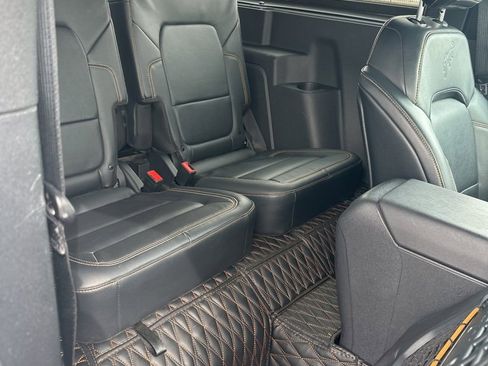 Used 2022 Ford Bronco Badlands image 21