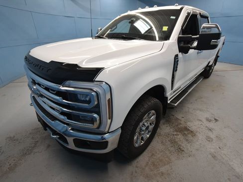 Used 2024 Ford F350 Lariat w/ Chrome Package AWD/4WD image 33