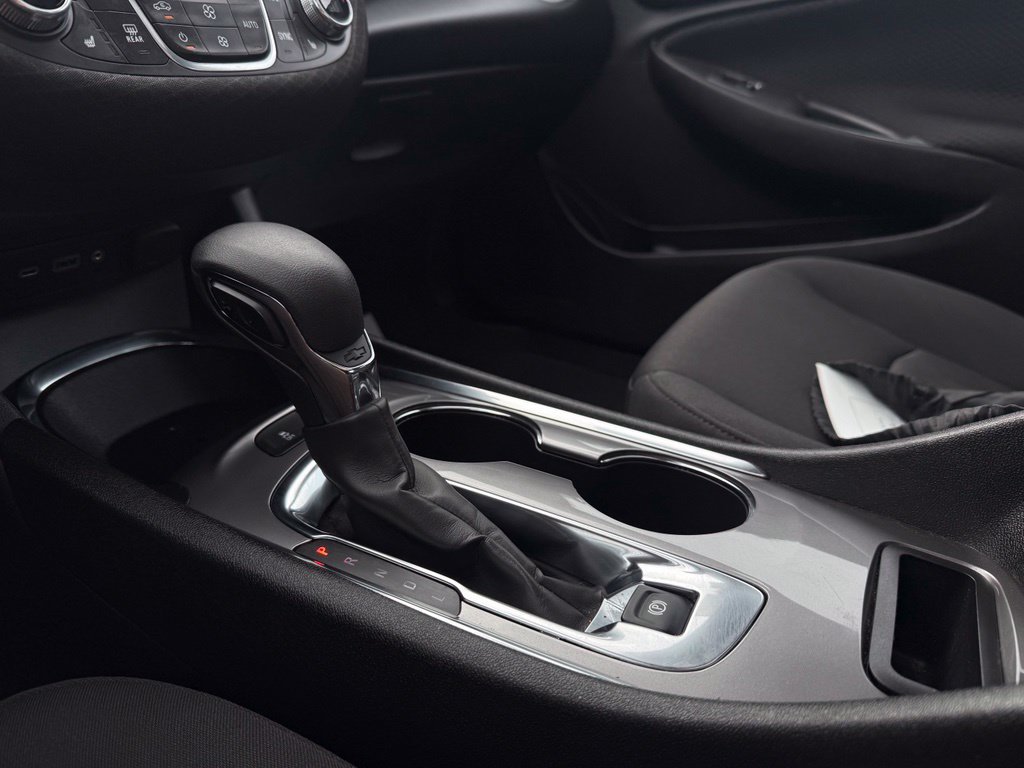Used 2024 Chevrolet Malibu LT FWD image 19