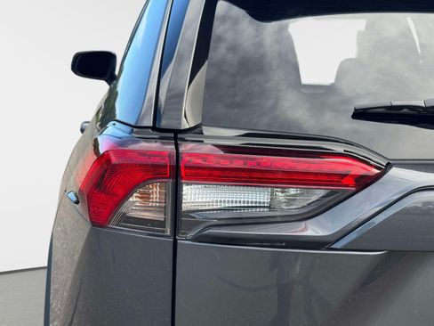 Certified 2024 Toyota RAV4 LE AWD/4WD image 13