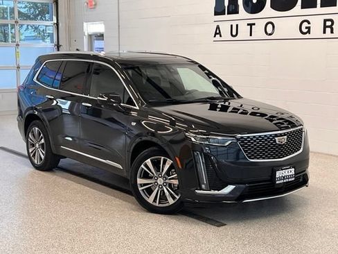 Used 2020 Cadillac XT6 Premium Luxury w/ Platinum Package AWD/4WD image 1