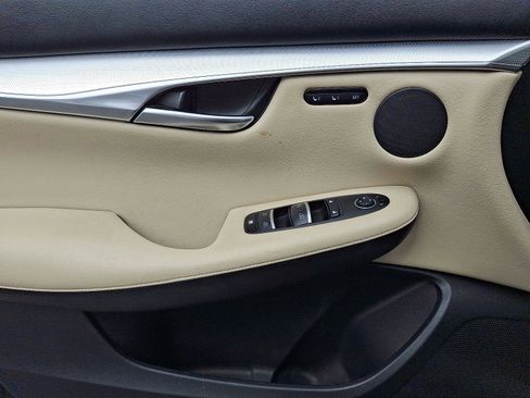 Used 2021 INFINITI QX50 Essential w/ Convenience Package image 12