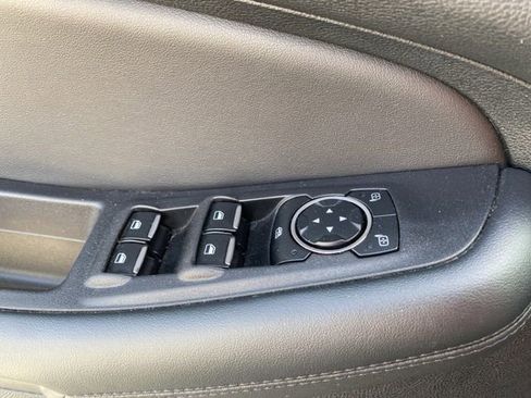 Used 2024 Ford Edge SEL image 32