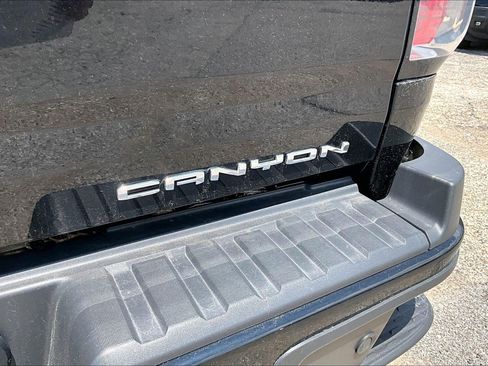 Used 2022 GMC Canyon Denali AWD/4WD image 7