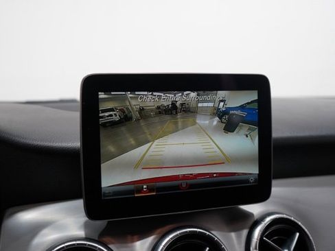 Used 2018 Mercedes-Benz CLA 250 4MATIC image 26