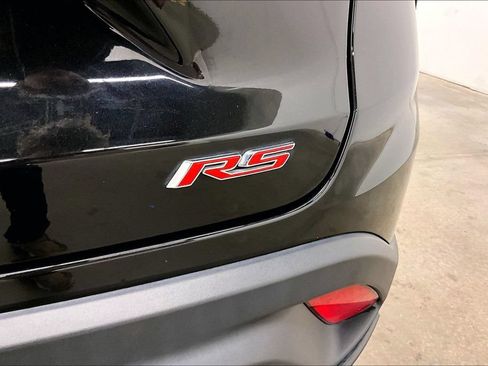 Used 2024 Chevrolet Trax RS FWD image 24