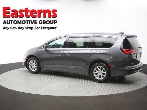 Used 2022 Chrysler Voyager LX FWD image 62