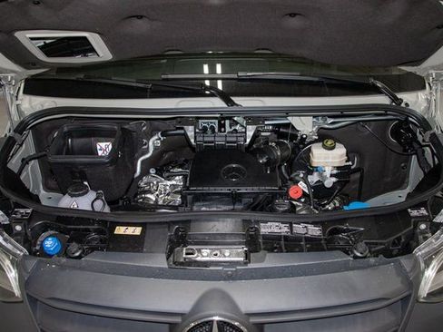 Used 2024 Mercedes-Benz Sprinter 144 Cargo image 5