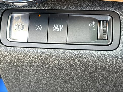 New 2026 Chevrolet Equinox ACTIV FWD image 11