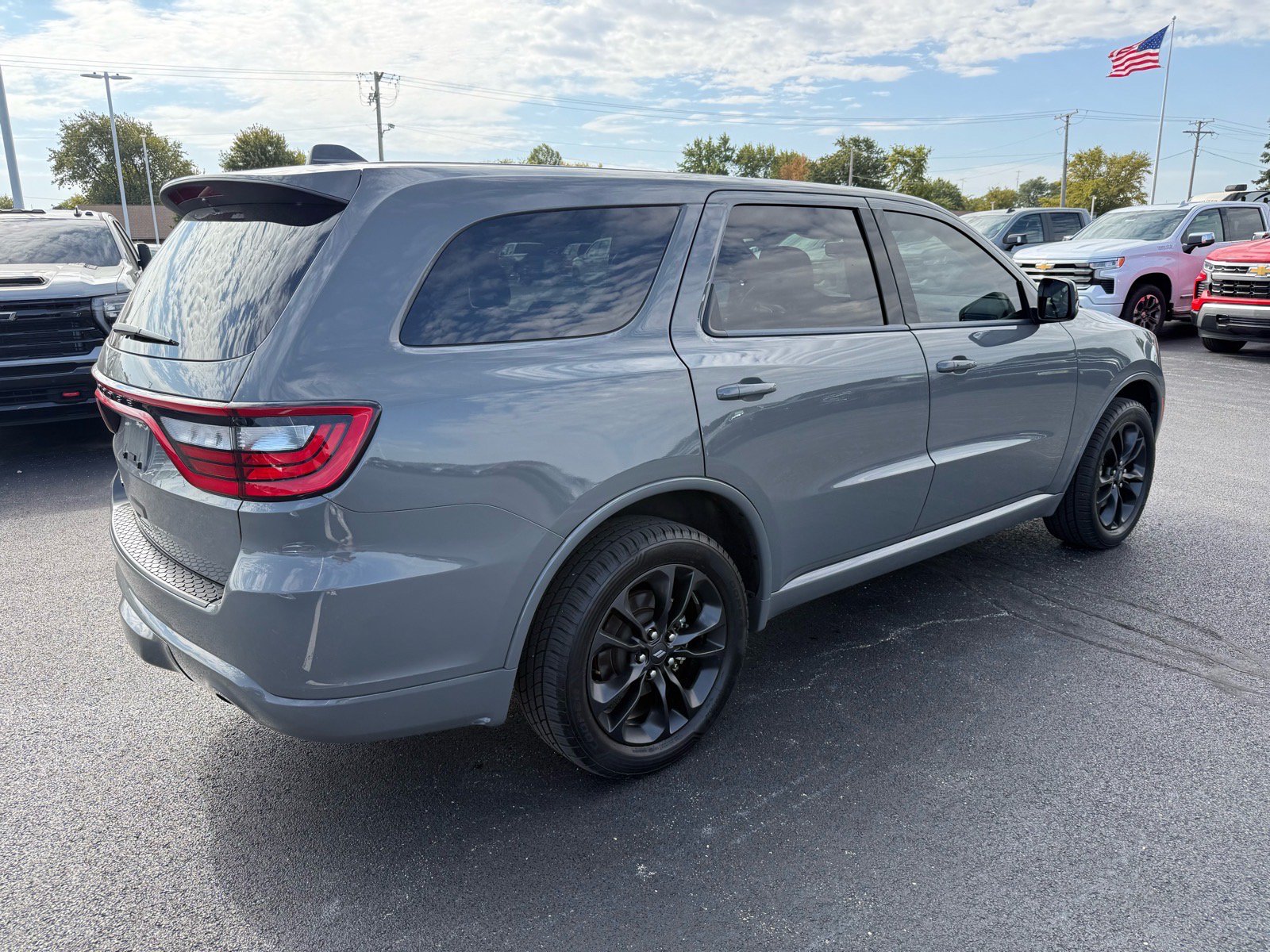 Used 2022 Dodge Durango SXT w/ Blacktop Package AWD/4WD image 5