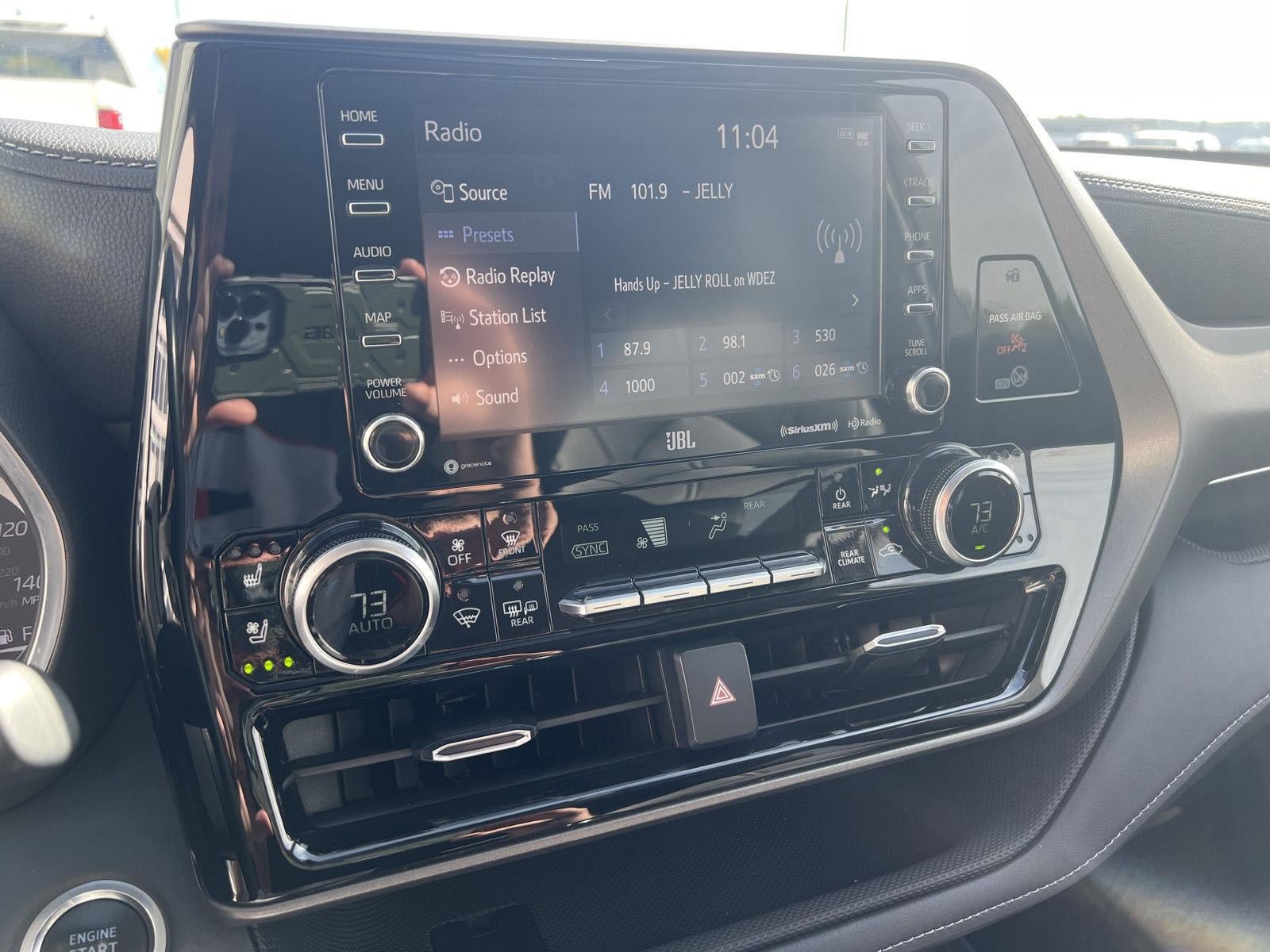 Used 2020 Toyota Highlander Limited AWD/4WD image 24
