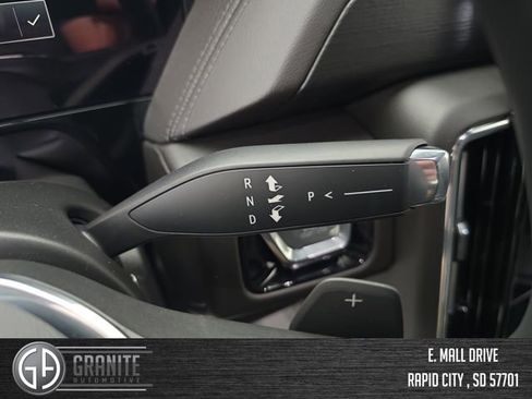New 2026 GMC Yukon XL Denali w/ Sun & Power Step Package AWD/4WD image 24