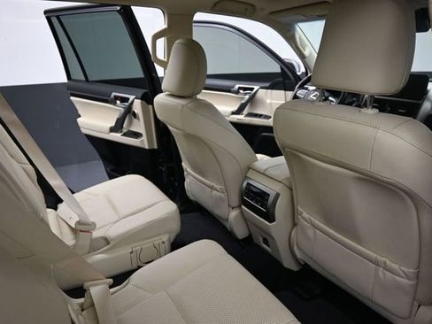 Used 2023 Lexus GX 460 Luxury w/ Sport Design Package AWD/4WD image 24