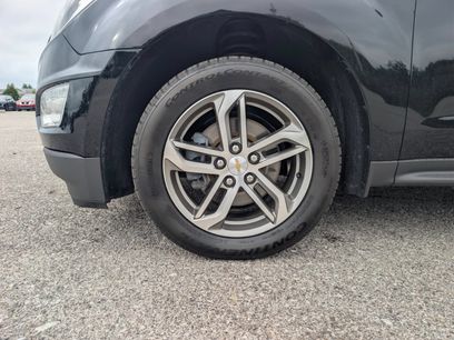 Used 2017 Chevrolet Equinox Premier w/ Enhanced Convenience Package