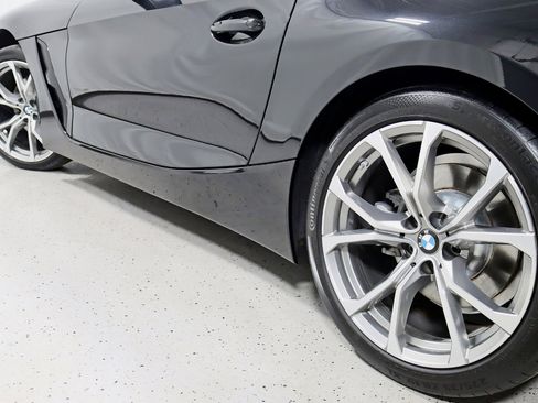 Used 2022 BMW Z4 sDrive30i w/ Convenience Package image 13