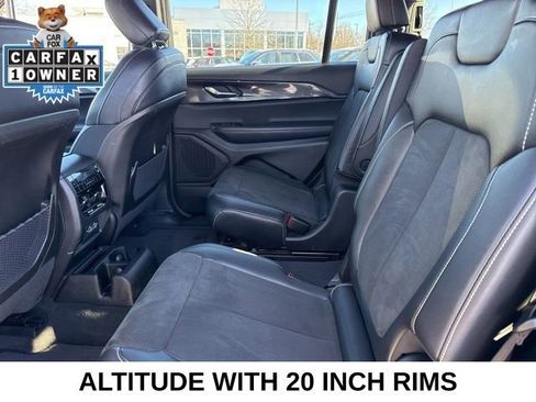 Used 2023 Jeep Grand Cherokee L Laredo AWD/4WD image 20