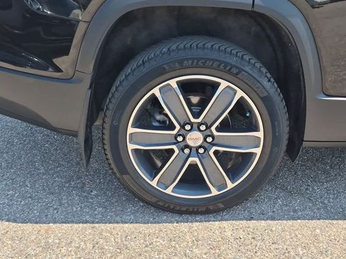 Used 2020 GMC Acadia SLT w/ Trailering Package AWD/4WD image 13