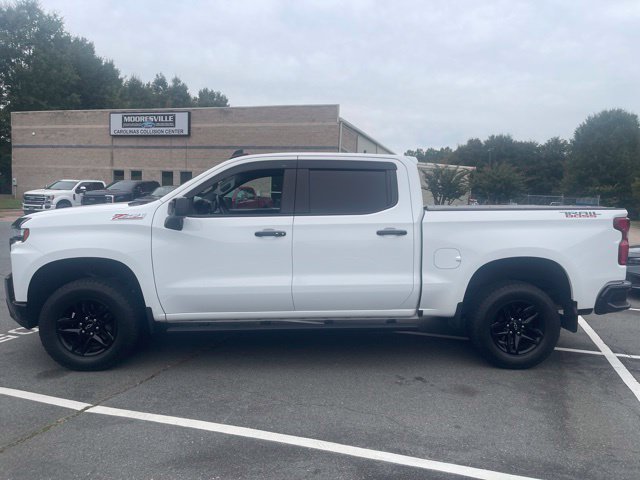 Used 2021 Chevrolet Silverado 1500 LT Trail Boss w/ Convenience Package II AWD/4WD image 2