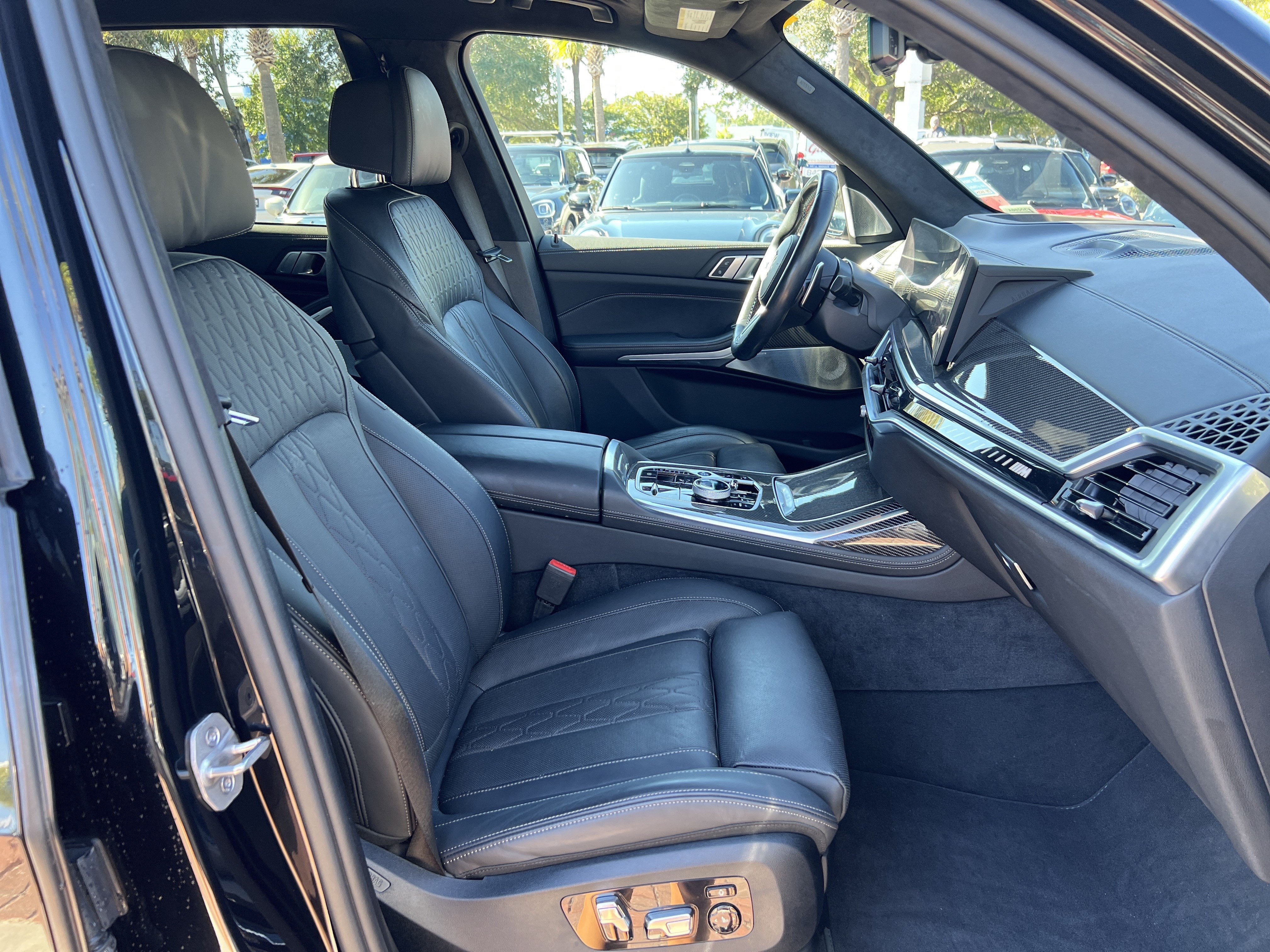 Certified 2024 BMW X7 M60i w/ Executive Package AWD/4WD image 33