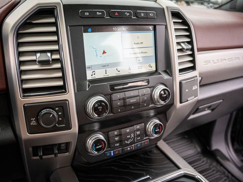 Used 2019 Ford F250 Platinum w/ Platinum Ultimate Package image 23