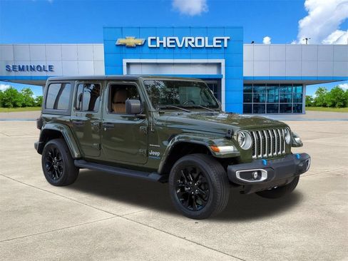 Used 2023 Jeep Wrangler Unlimited Sahara w/ Cold Weather Group AWD/4WD image 1
