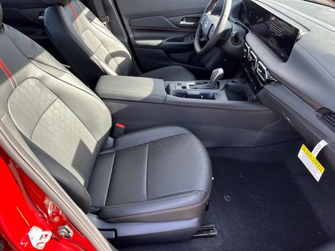 New 2026 Nissan Sentra SR w/ SR Premium Package image 13