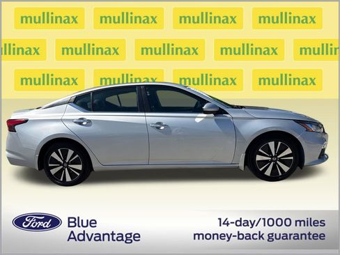 Used 2021 Nissan Altima 2.5 SV FWD image 2
