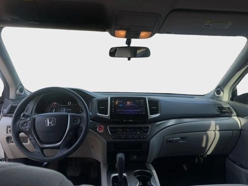 Used 2016 Honda Pilot EX image 11