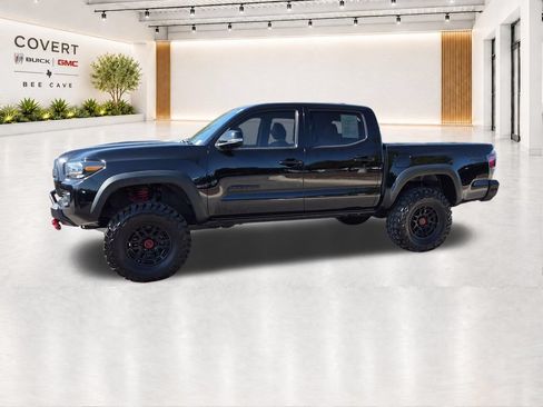 Used 2023 Toyota Tacoma TRD Pro AWD/4WD image 5