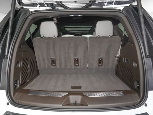 Used 2026 Chevrolet Tahoe Z71 w/ Comfort Package image 13