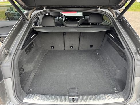 Used 2019 Audi Q8 Prestige image 25