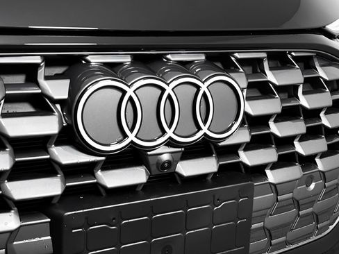 New 2025 Audi Q5 Premium w/ Convenience Package image 11