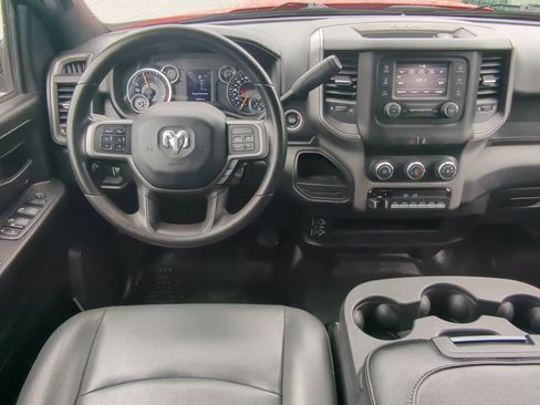 Used 2022 RAM 5500 Tradesman w/ Chrome Appearance Group image 14