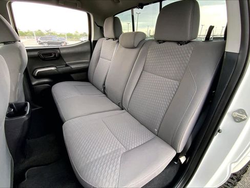 Used 2020 Toyota Tacoma SR5 image 20