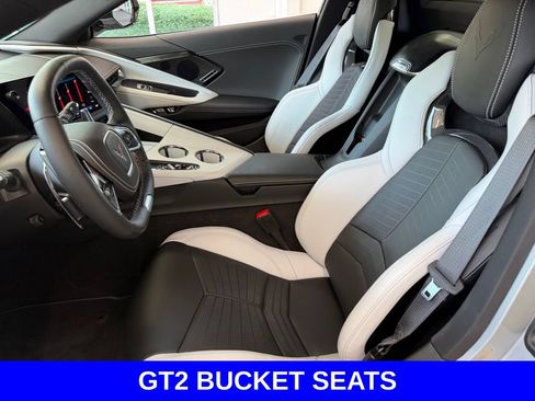Used 2026 Chevrolet Corvette Z06 w/ Stealth Interior Trim Package RWD image 5