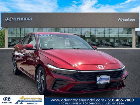 Certified 2025 Hyundai Elantra Limited FWD image 1