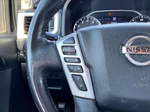Used 2021 Nissan Titan SV w/ SV Convenience Package AWD/4WD image 21