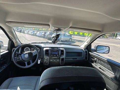 Used 2015 RAM 1500 ST AWD/4WD image 11