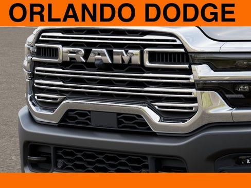 New 2025 RAM 2500 Laramie AWD/4WD image 11