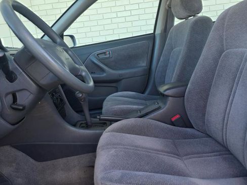 Used 1997 Toyota Camry LE FWD image 9