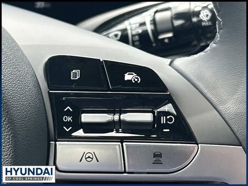 New 2026 Hyundai Elantra Limited FWD image 30