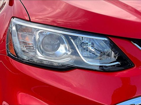 Used 2018 Chevrolet Sonic LS image 28